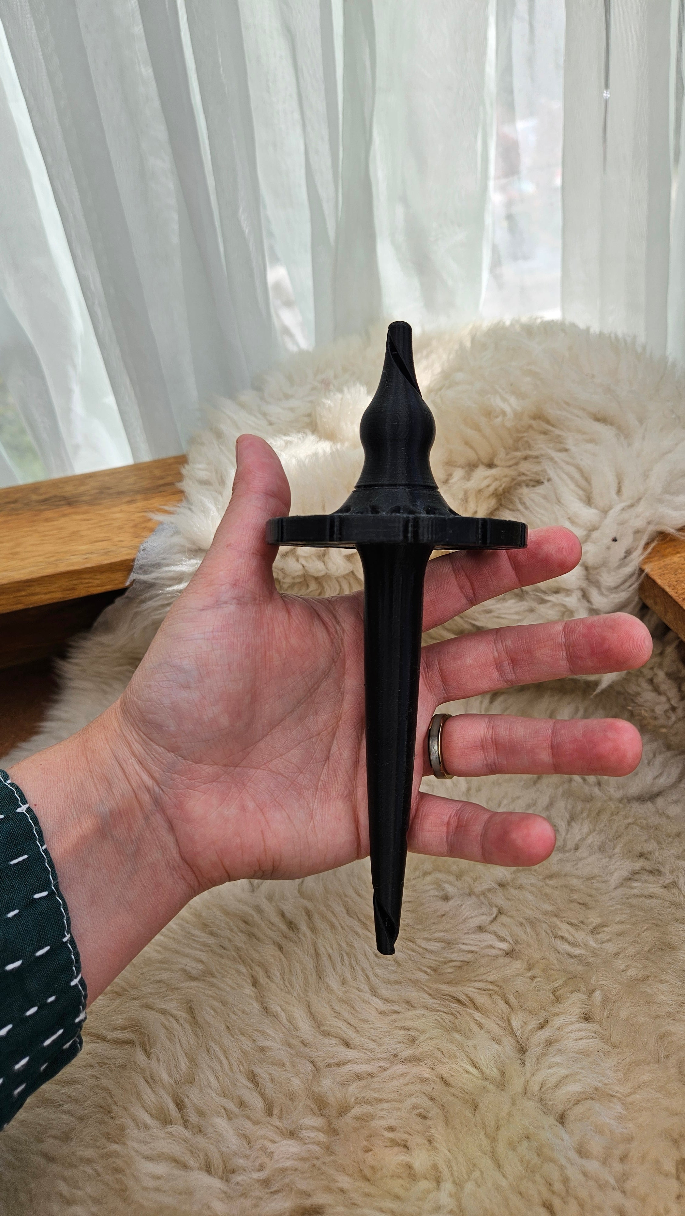 SpinPerfect Classic Small Drop Spindle (38 g)
