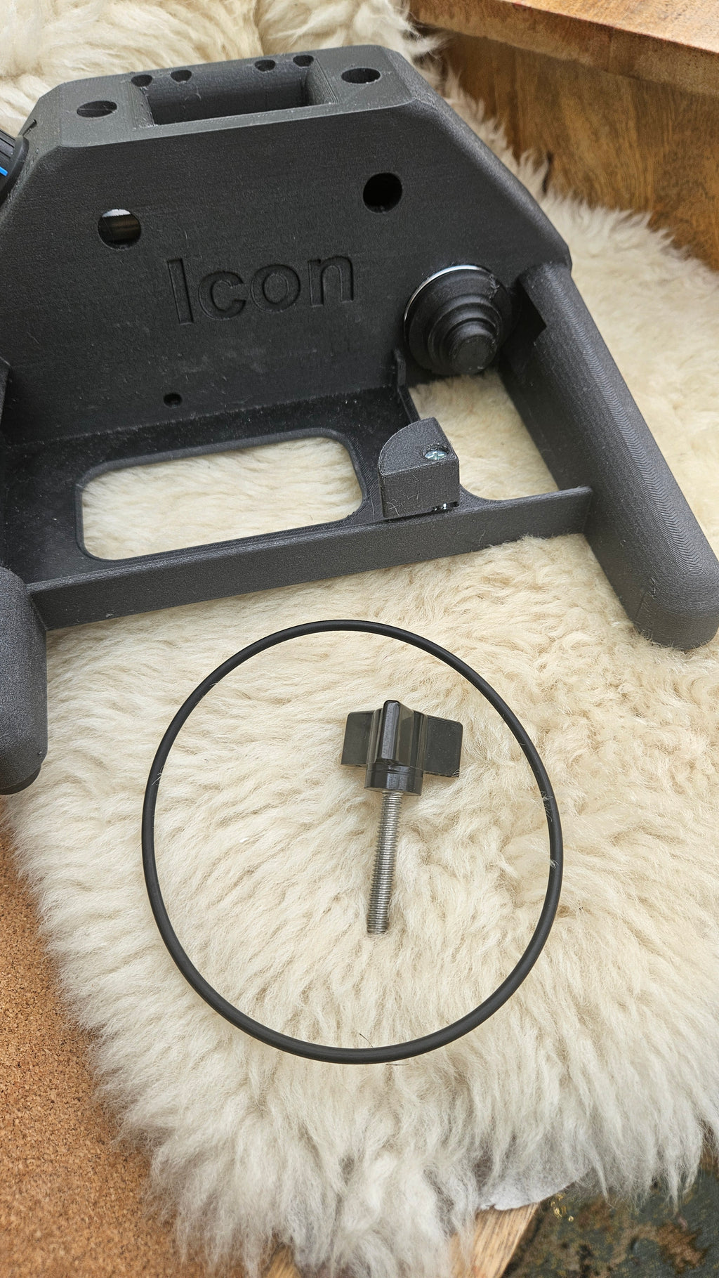SpinPerfect ICON Base Only (No Flyer)