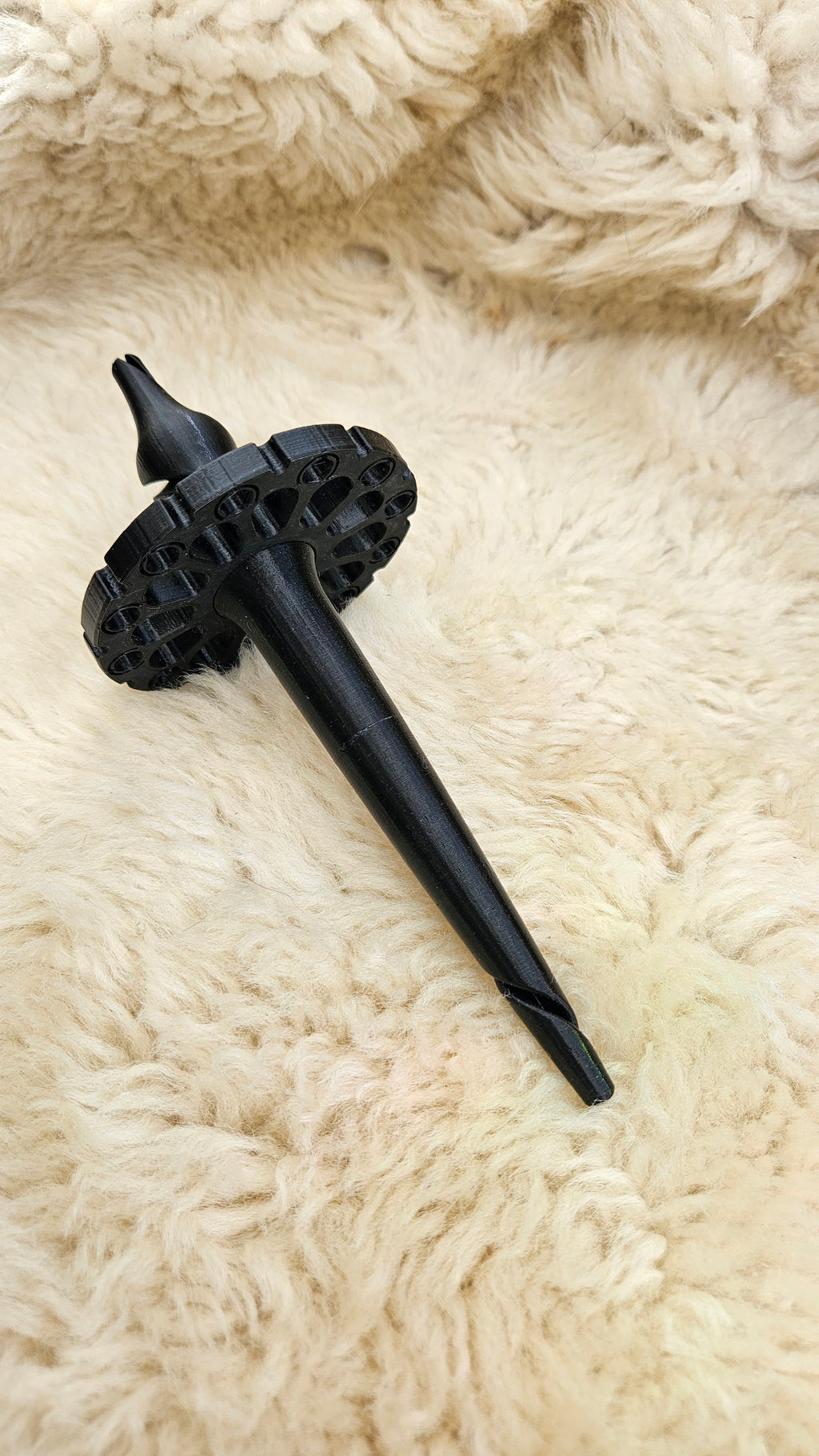 SpinPerfect Classic Small Drop Spindle (38 g)
