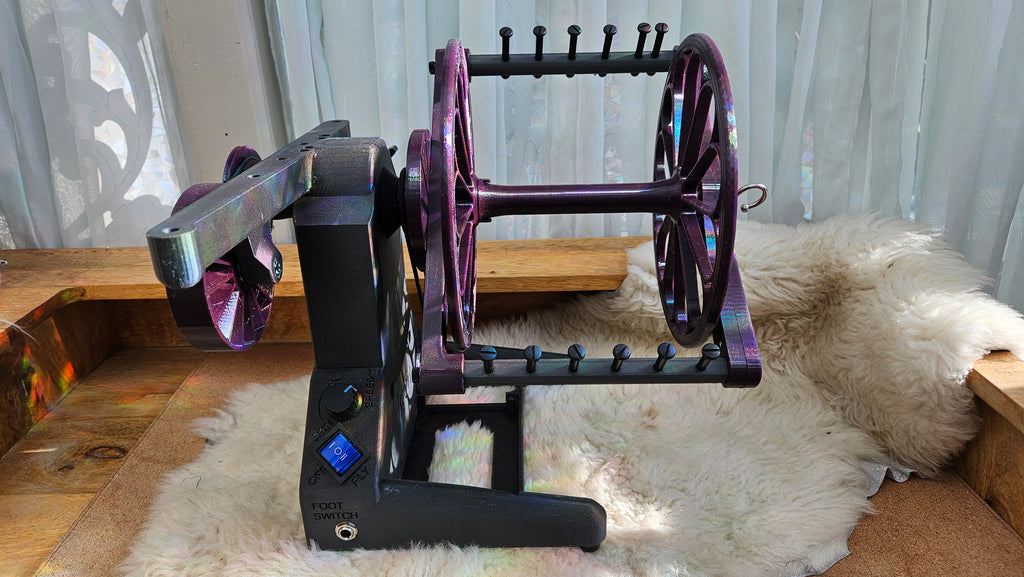 SpinPerfect ICON Electric Spinning Wheel - 30 ounce capacity