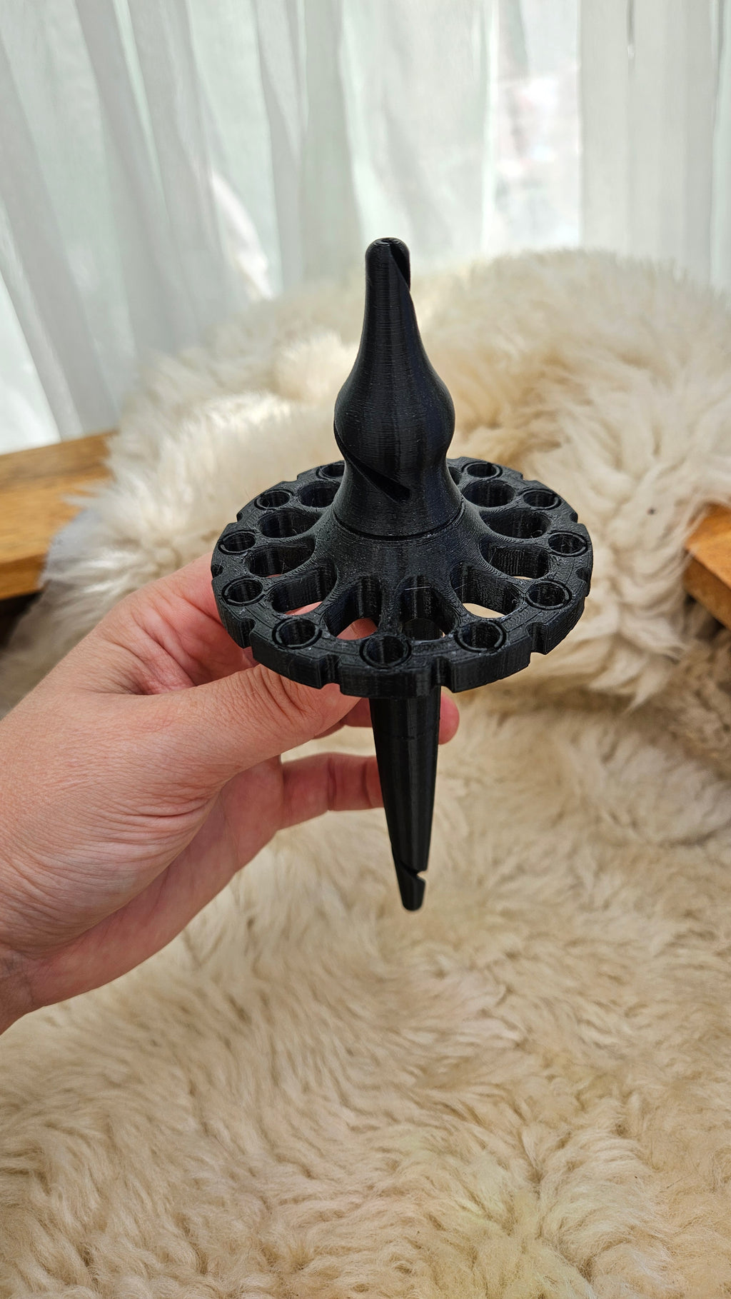 SpinPerfect Classic Small Drop Spindle (38 g)