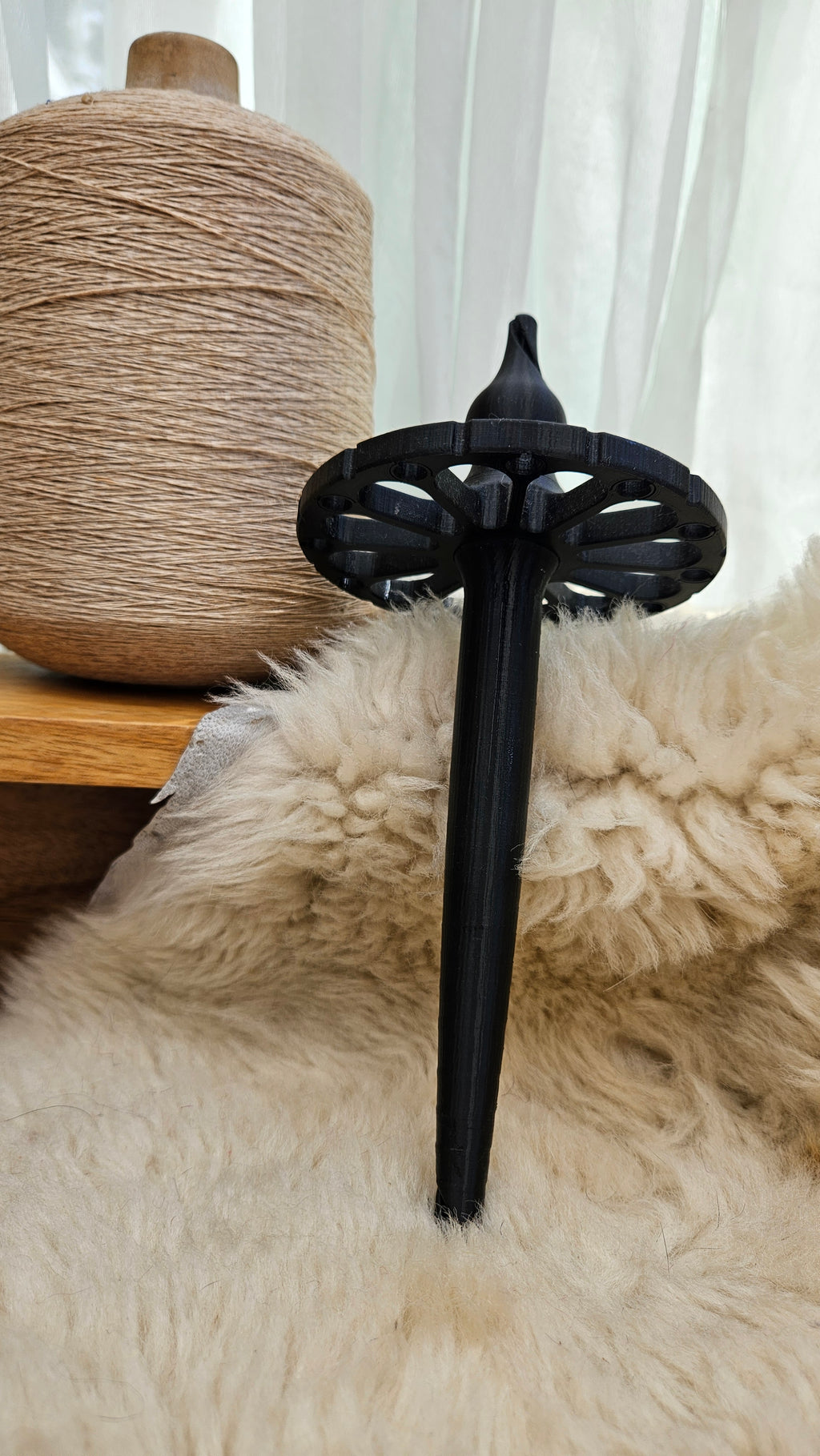 SpinPerfect Versatile Medium Drop Spindle (38 g)